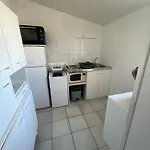 Les Trois Cedres 게스트하우스 3*