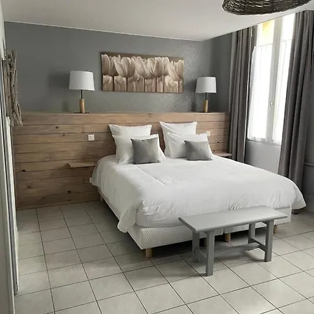 Guest house Les Trois Cedres 3*