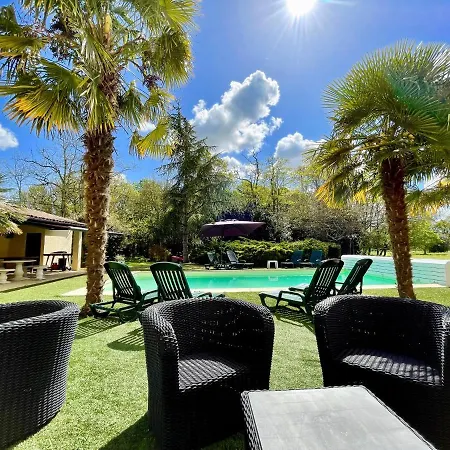 Les Trois Cedres Gasthuis