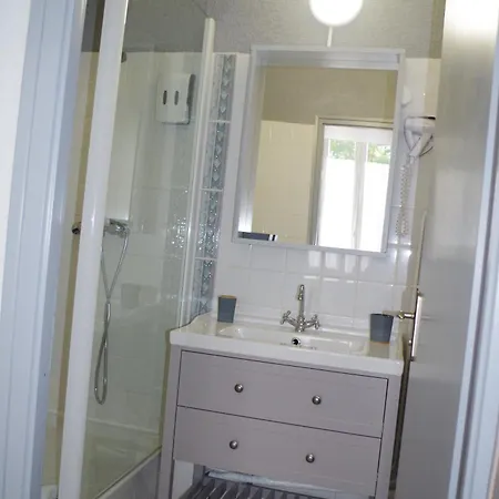 Les Trois Cedres Guest house Saint-Ouen-d'Aunis