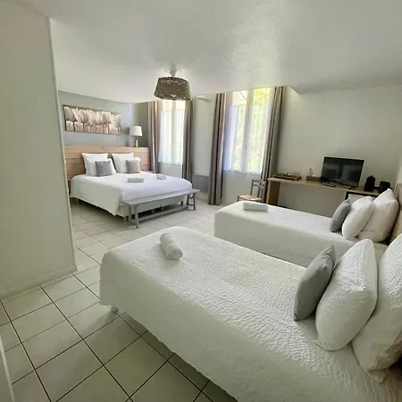 Gasthuis Les Trois Cedres 3*