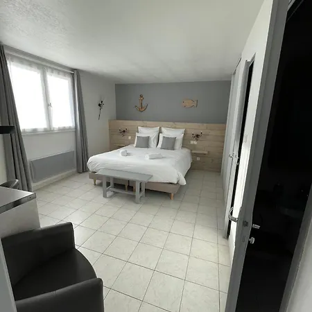 Les Trois Cedres Gasthuis Saint-Ouen-d'Aunis