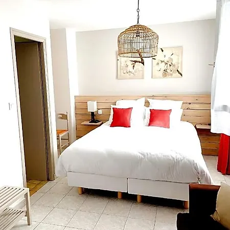Guest house Les Trois Cedres