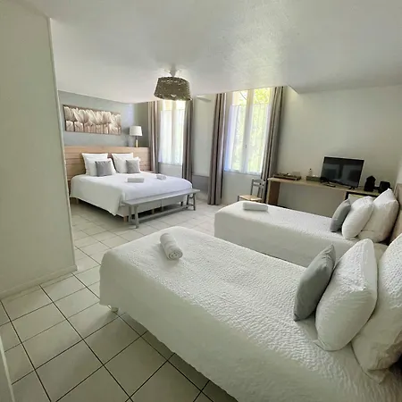 Les Trois Cedres 3* Saint-Ouen-d'Aunis